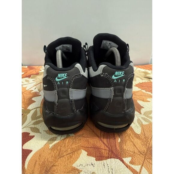 Nike Air Max 95 Jade Jewel JD Exclusive HV6062-001 Men's Size 9.5 - Picture 4 of 7